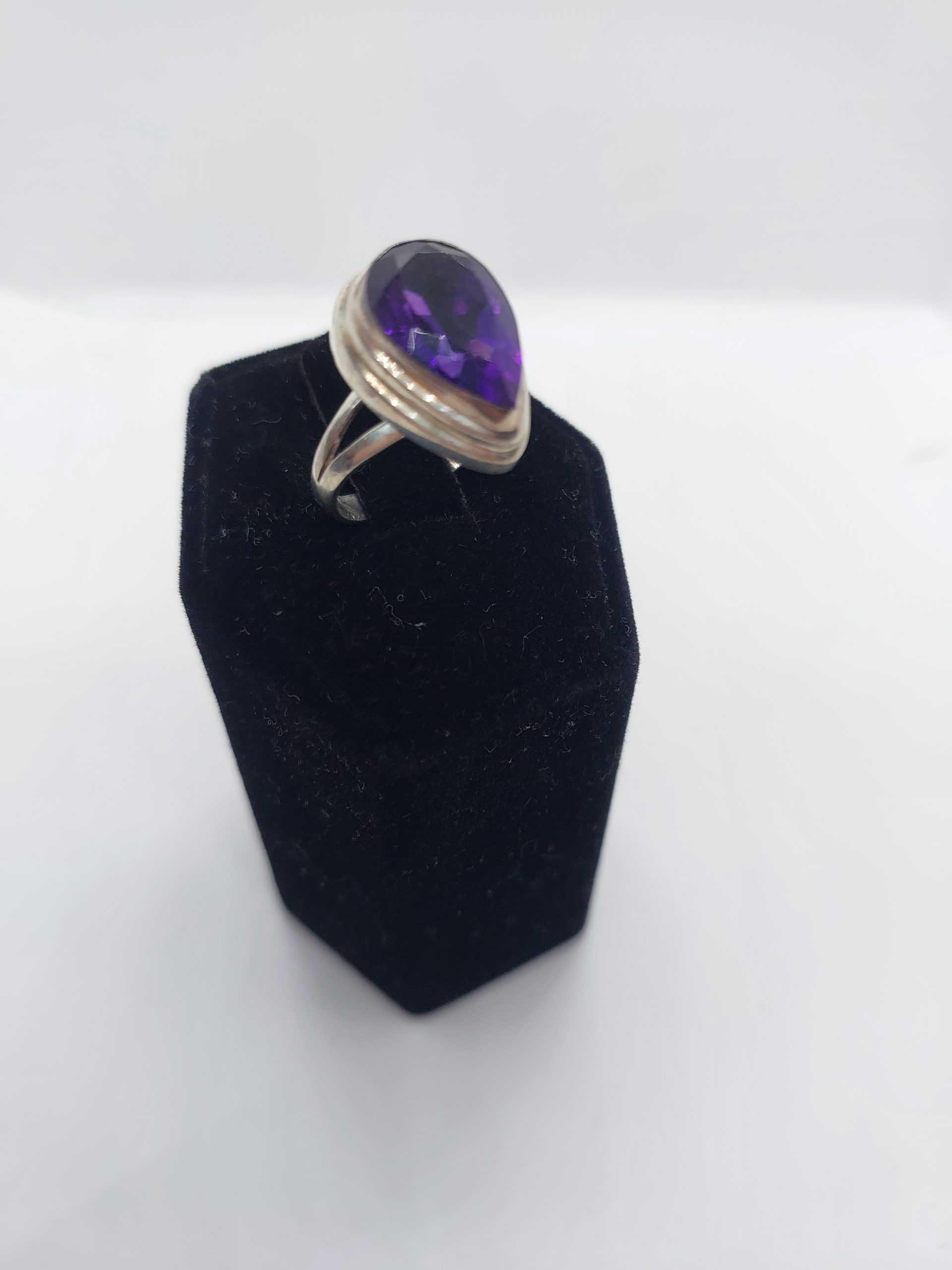 Dark Violet Drop Silver Ring 925