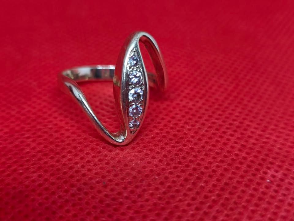 +Elegant 9k Gold Diamond Ring with 0.33 carats of sparkling diamonds 6,6 gramm - Image 6