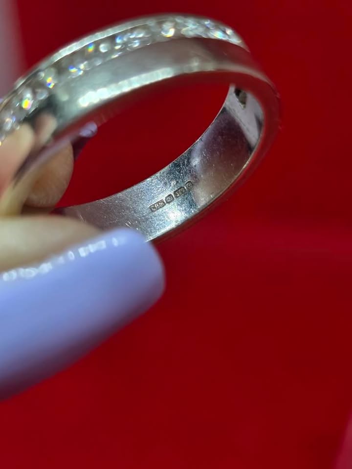 +9K white Gold with Diamond Cluster Ring 5,2g - Image 7