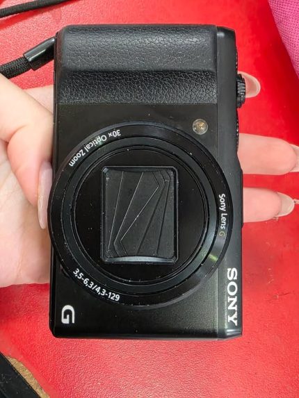 Sony Cyber-shot DSC-HX50, 20M