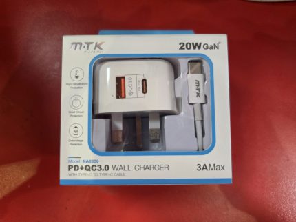 MTK PD + QC3.0 wall charger with c-c cable 3AMax 20w